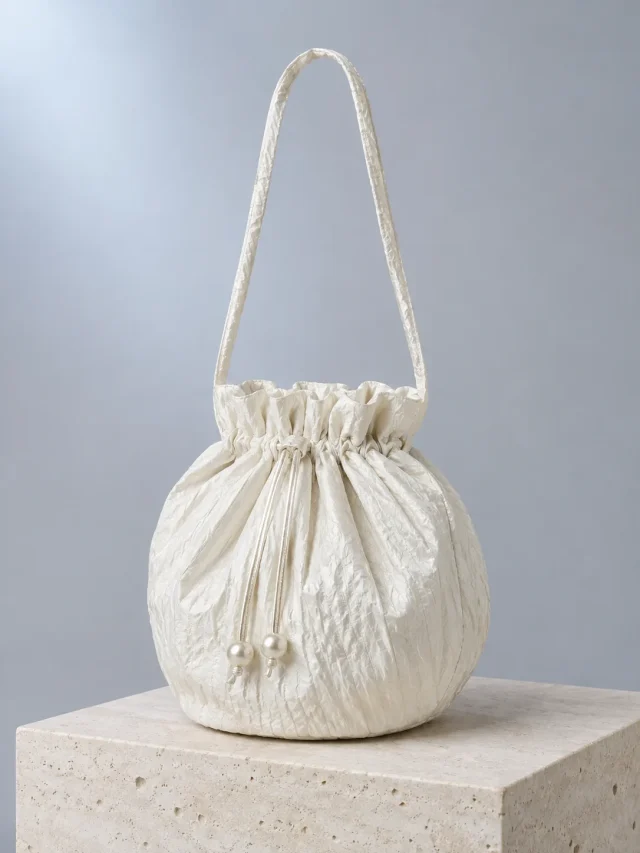 Lantern Bucket Bag in Pearl, front view