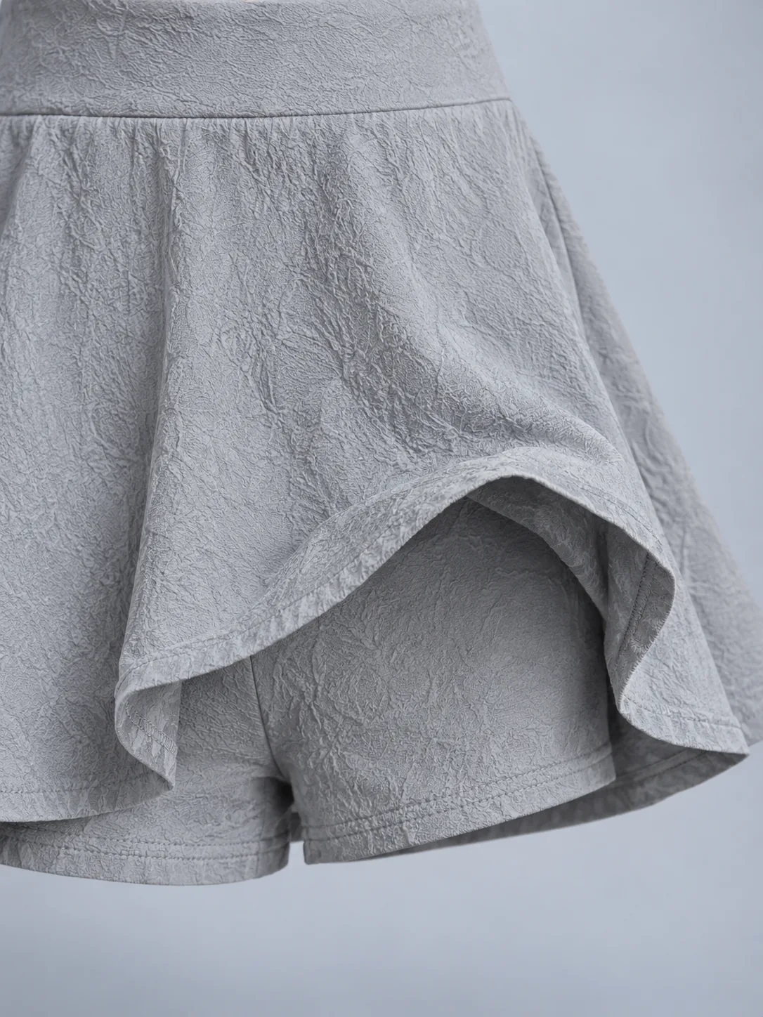 Mirage Crinkle Skort in Moon Grey, detail