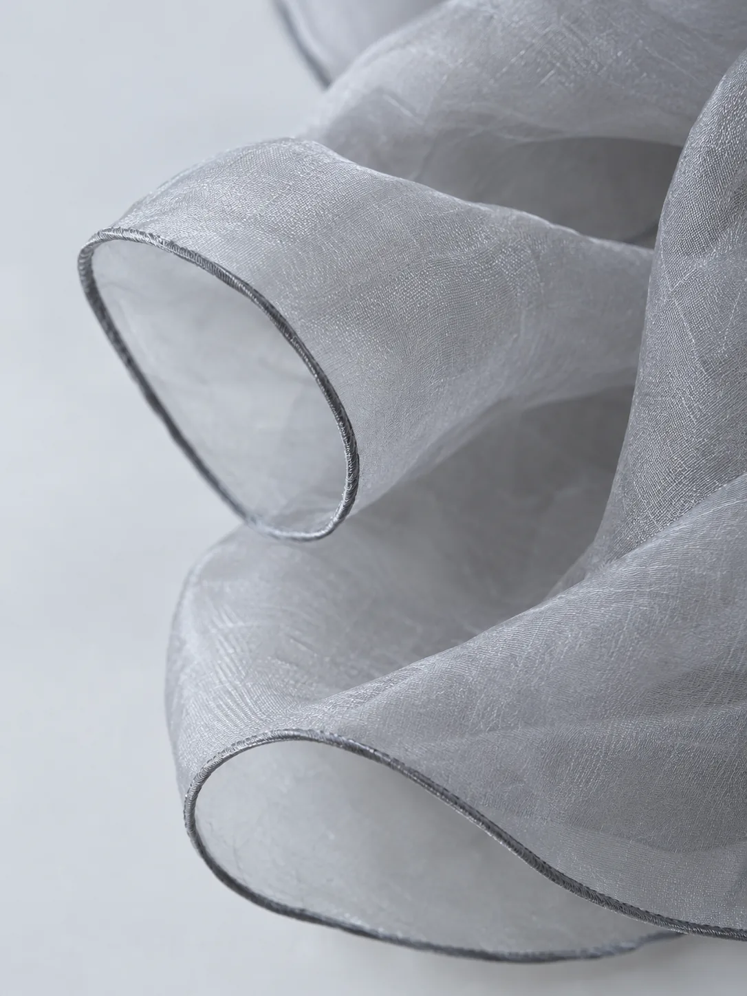 Veil Narrow Scarf in Moon Grey, detail